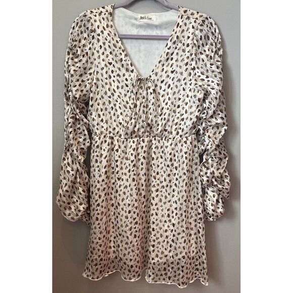 Peach Love California Dot Mini Dress Women’s Size Medium Cream Brown Metallic - Picture 1 of 7